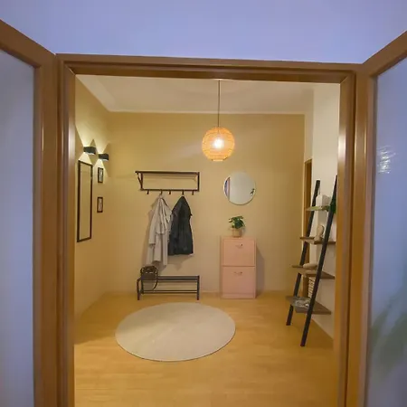 Budovatelska Appartamento *